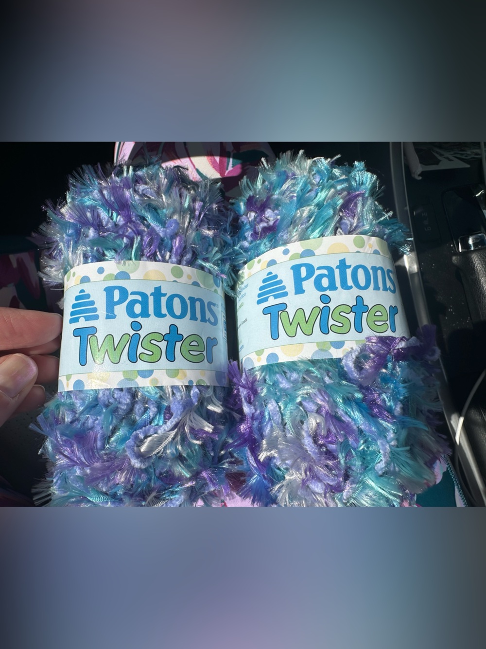 Bongo Blue Patons Twister Fun Fur Eyelash Yarn Lot of 2 50g Blue Purple White